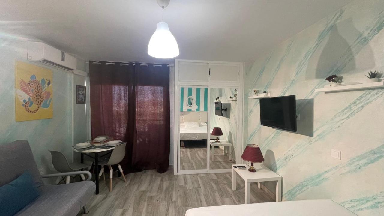 Estudio Jupiter Vista Al Mar ベナルマデナ エクステリア 写真